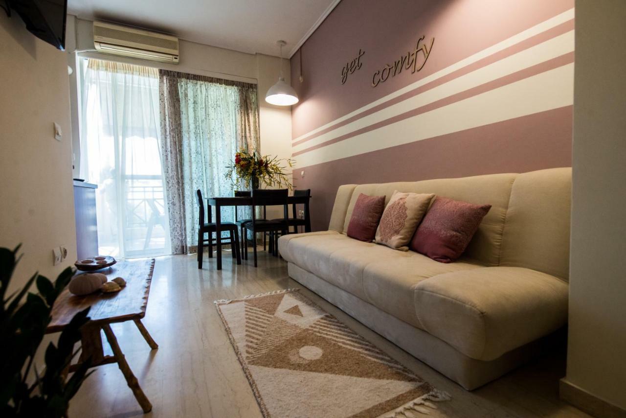 Evie'S Apartment Каламата Экстерьер фото